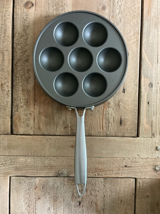Nordic Ware Other - Nordic Ware Nonstick 7-Cup Aebleskiver / Pancake Pan.